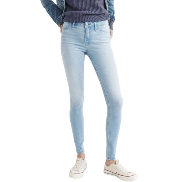 Abercrombie & Fitch Denim - Abercrombie & Fitch Harper Low Rise Super Skinny Jean in Light Blue Wash